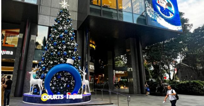 (Courts Christmas tree at The Heeren) Heading