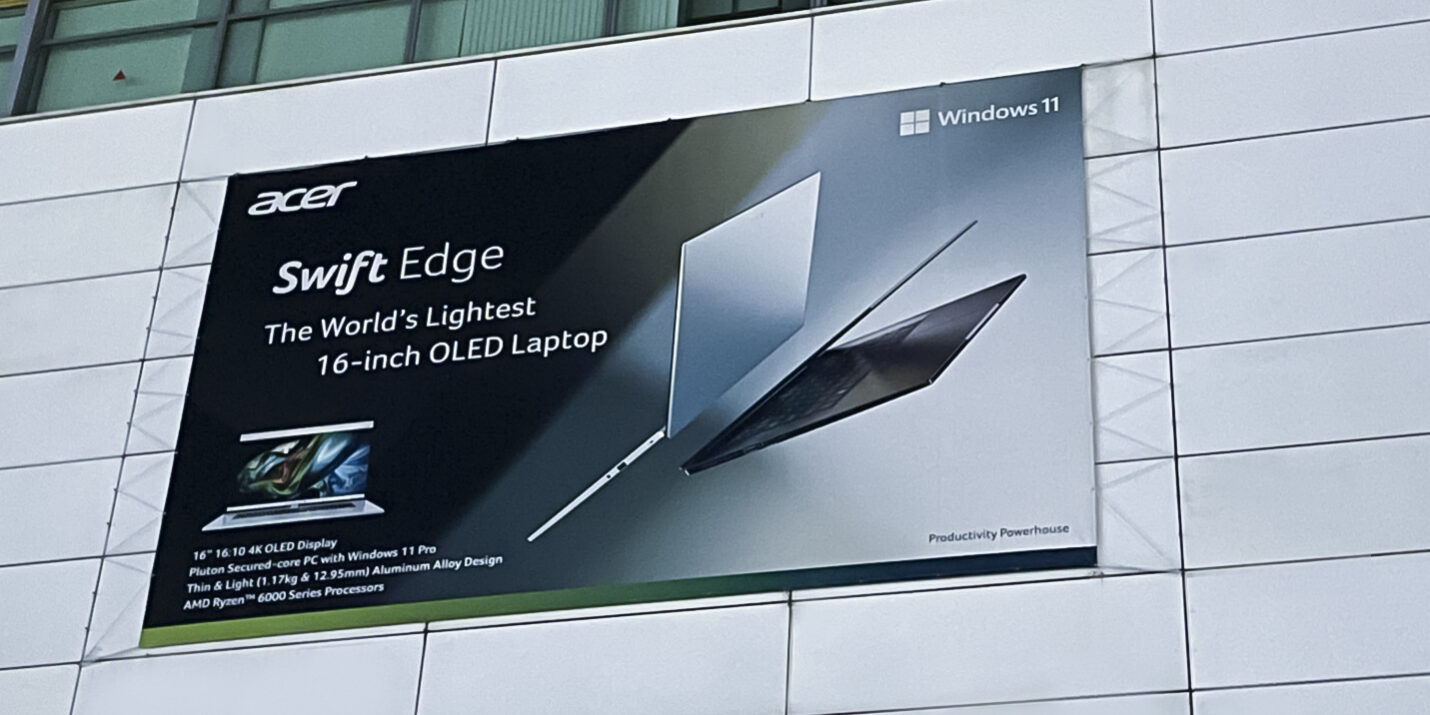 Accer Banner Installation_Courts Mega Store_Tampines_Singapore_Creative_OOH_Outdoor_2025